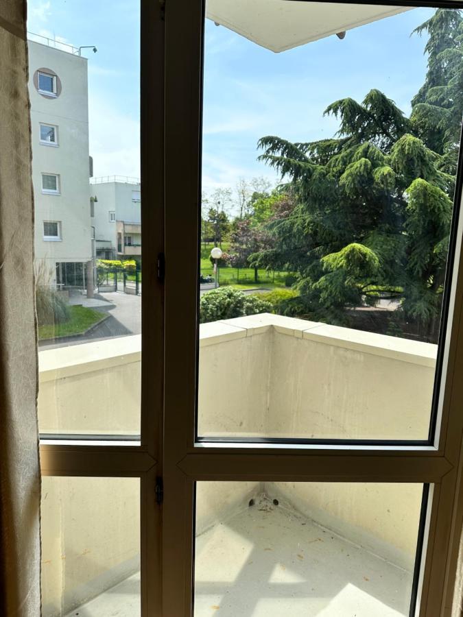 Bel Appartement A 25 Mn De Paris Сартрувиль Экстерьер фото